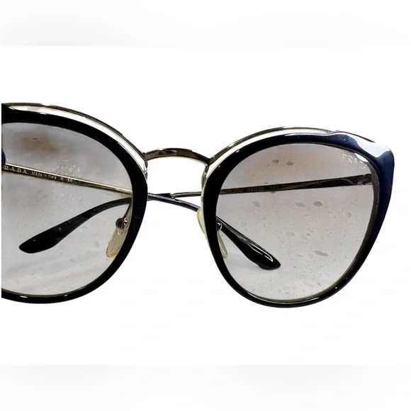 Prada Black Cat-Eye Sunglasses…Chic & Timeless Statement Frames 😎✨ - Picture 6 of 6